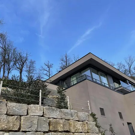 Mitten Im Nirgendwo Taucht Es Auf Einmal Auf - Ein Reprasentativer Bau - Penthouse Garnberg I * Künzelsau